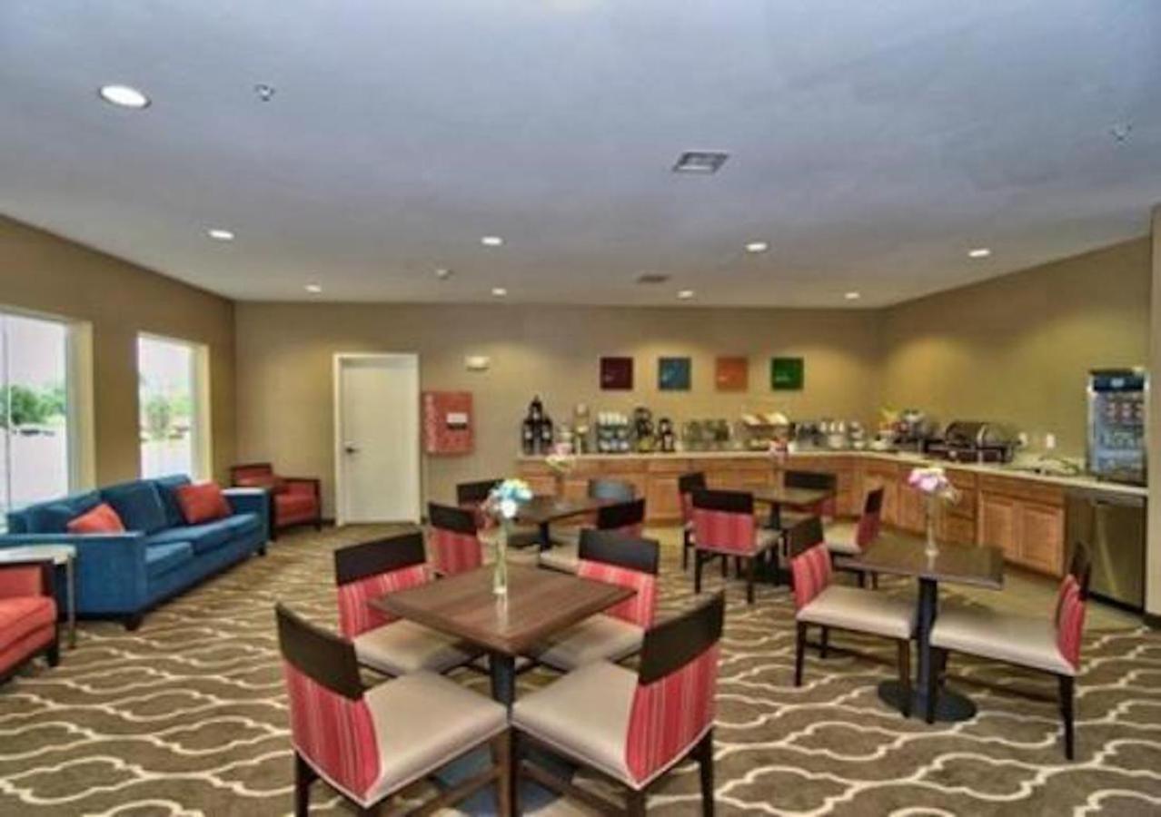 Comfort Inn Apalachin - Binghamton W Route 17 Esterno foto